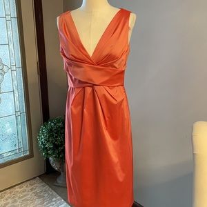 ADRIANNA PAPELL women’s SPECIAL OCCASION dress!!!! Size 10 sleeveless. APRICOT